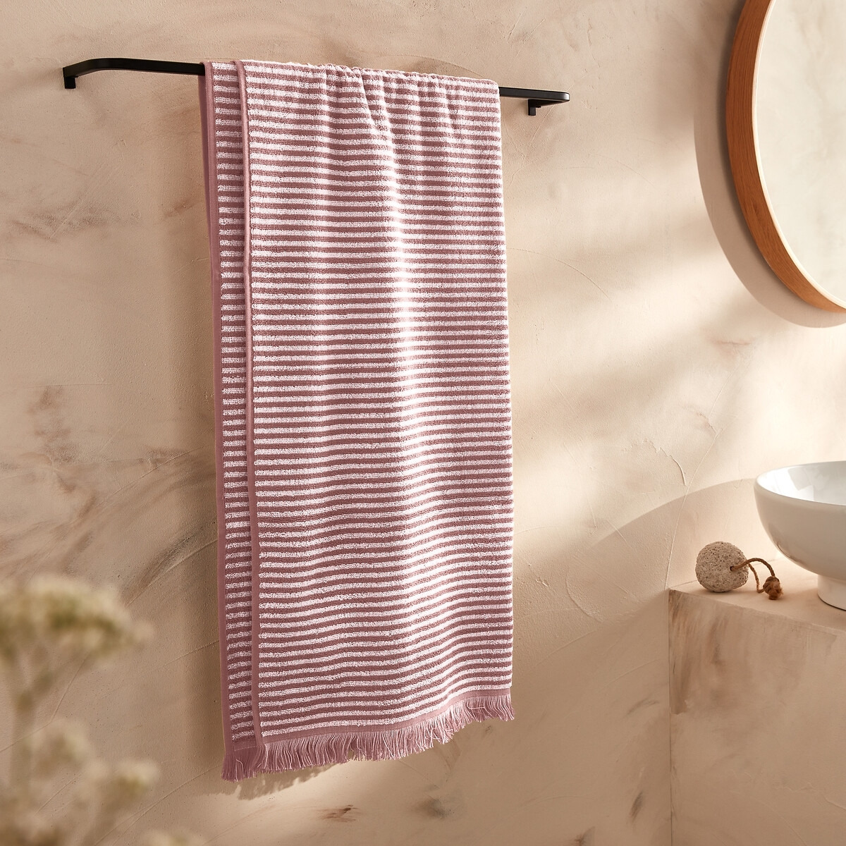 Malo Striped 100% Cotton Bath Towel - image 1