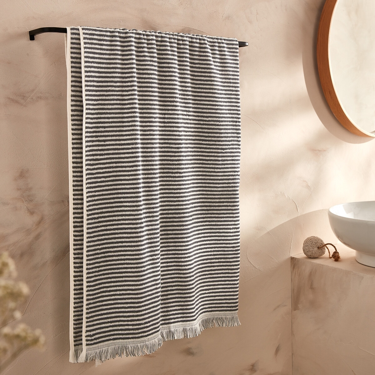 Malo Striped 100% Cotton Bath Sheet - image 1