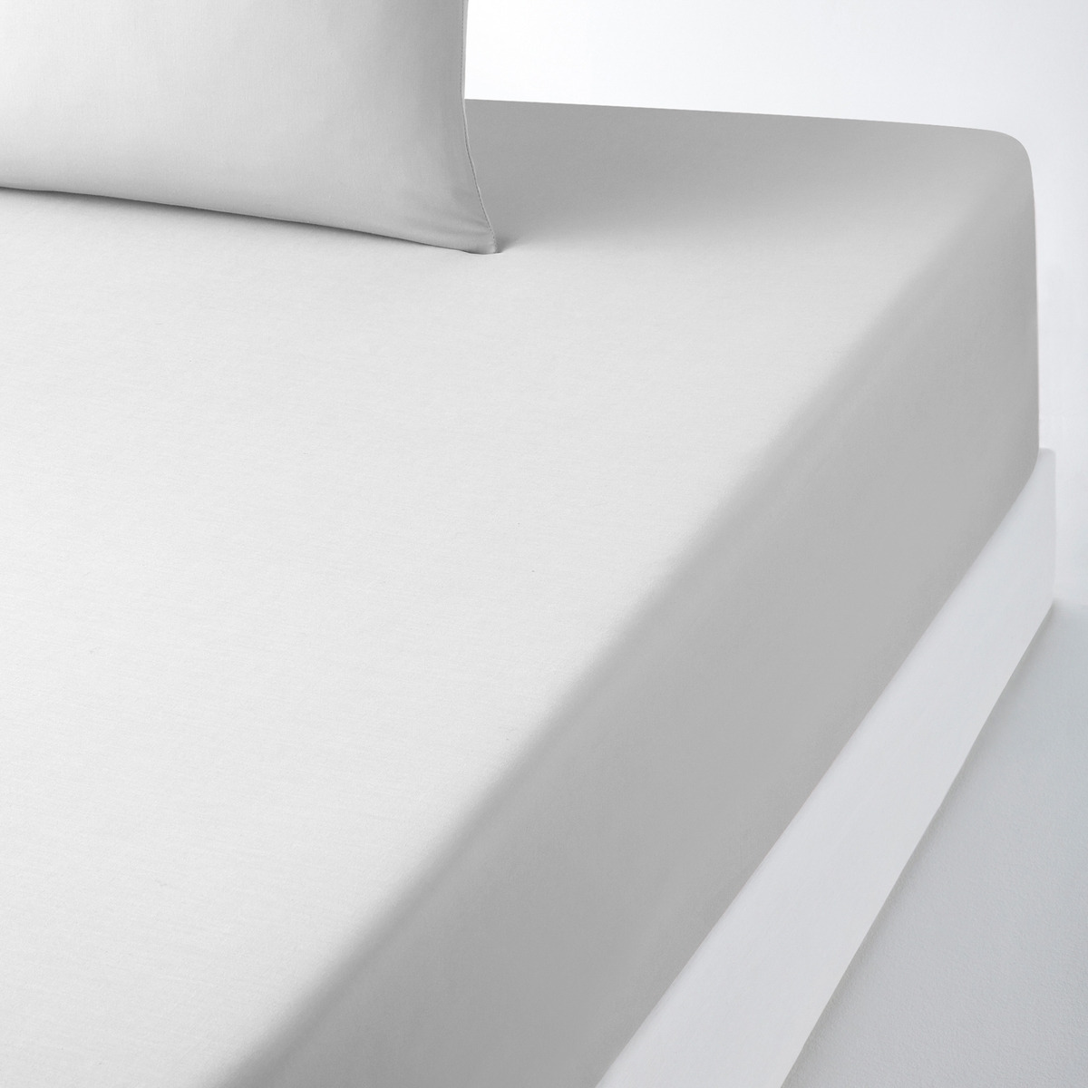 Scenario Plain 100% Cotton Fitted Sheet for Thick Mattresses - image 1