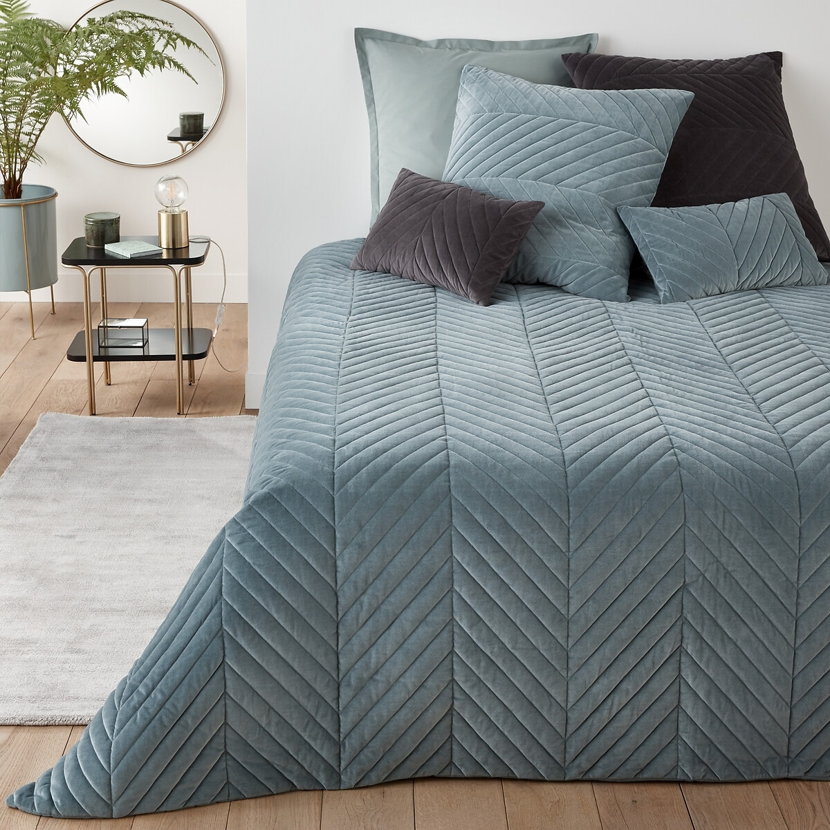 Milano Reversible Quilted Bedspread - image 1