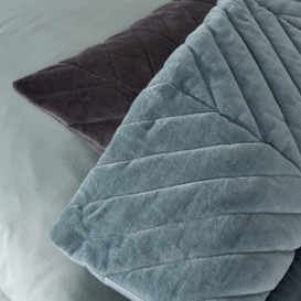Milano Reversible Quilted Bedspread - thumbnail 3
