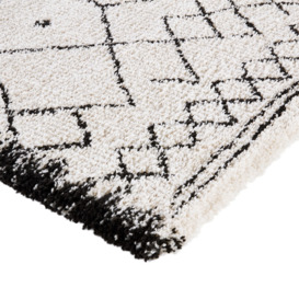 Afaw Square Berber-Style 100% Wool Rug - thumbnail 3