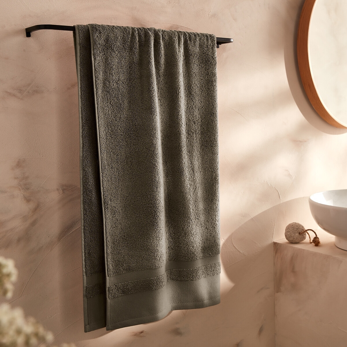 Kheops 100% Egyptian Cotton XL Bath Towel - image 1