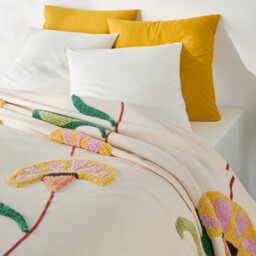 Palema Tufted Cotton Bedspread - thumbnail 3