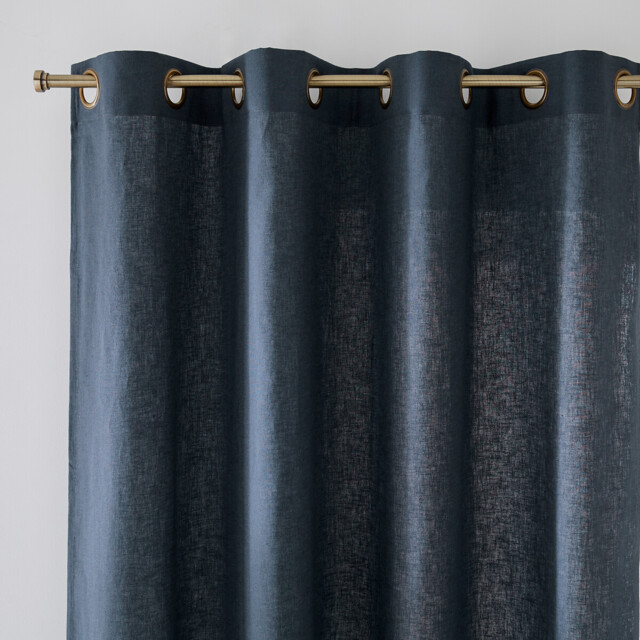 Lincot Metal Eyelet Curtain - image 1