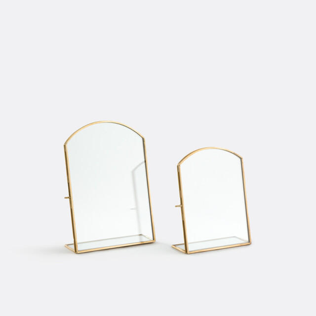 Set of 2 Uyova Photo Frames - image 1