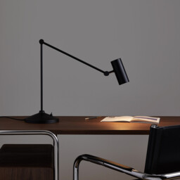 Eréni Metal Articulated Desk Lamp - thumbnail 3