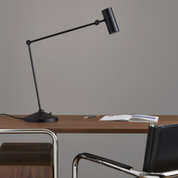 Eréni Metal Articulated Desk Lamp - thumbnail 4