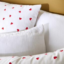 Scacco Red Duvet Cover Set in 50% Recycled Cotton with Square Pillowcases - thumbnail 3