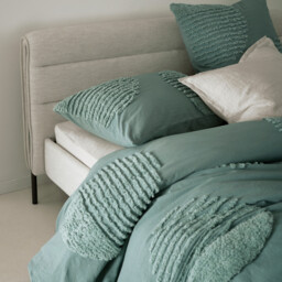 Soren Tufted 100% Cotton Pillowcase - thumbnail 2