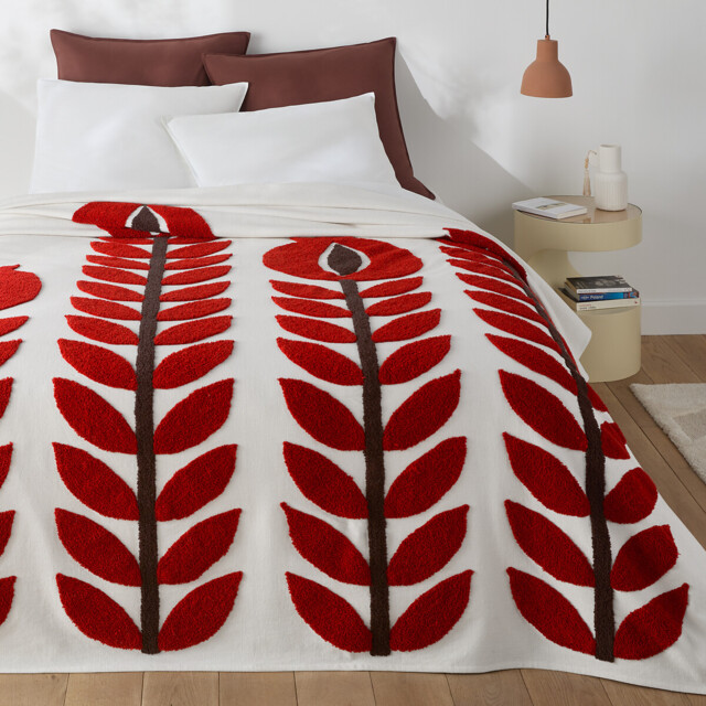 Cortes Embroidered Cotton Bedspread - image 1