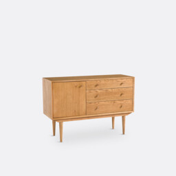 Quilda Vintage 1-Door, 3-Drawer Oak Sideboard - thumbnail 1