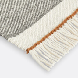 Naga Fringed Wool Rug - thumbnail 4