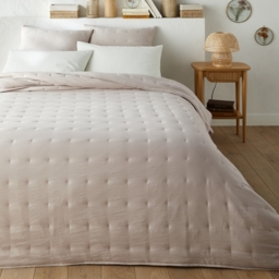 Loja Washed Microfibre Quilted Bed Cover - thumbnail 1