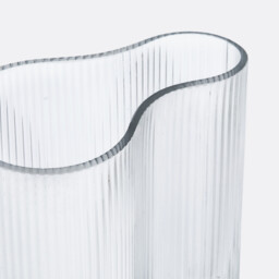 Anija 21cm High Ribbed Smoked Glass Vase - thumbnail 2