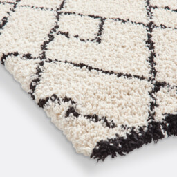 The Rabisco Berber-Style Bedside Rug - thumbnail 3
