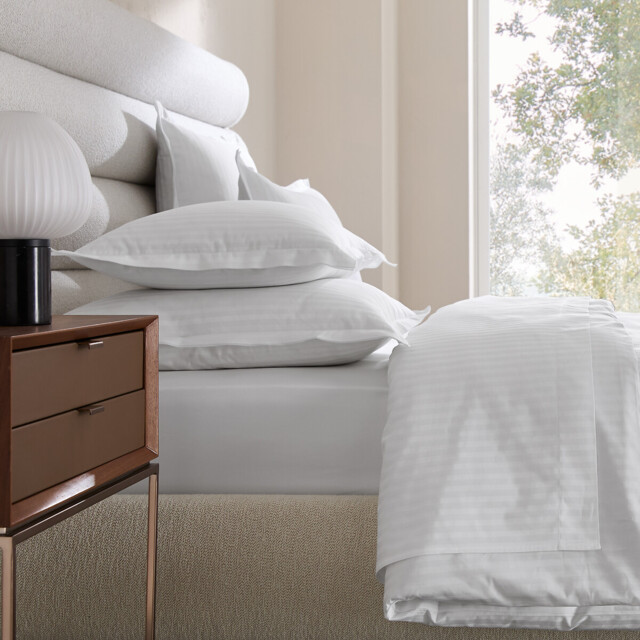 Galor Cotton Satin 400 Thread Count Pillowcase - image 1
