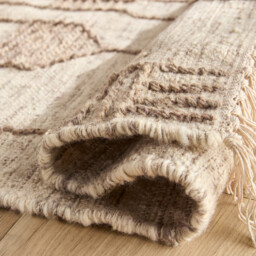 Baatha Hand-Woven Wool/Cotton Rug - thumbnail 4