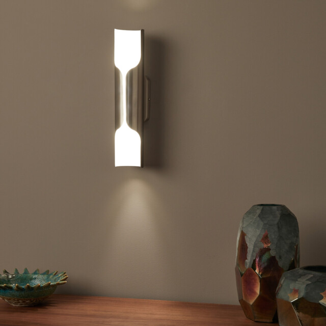 Henrio Iron Simple Wall Light - image 1