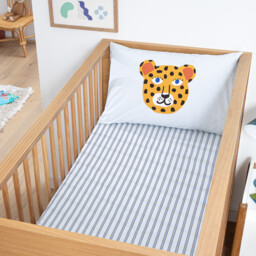 Petite Savane Animal Print Cotton Percale Baby's Fitted Sheet with 17cm Flap