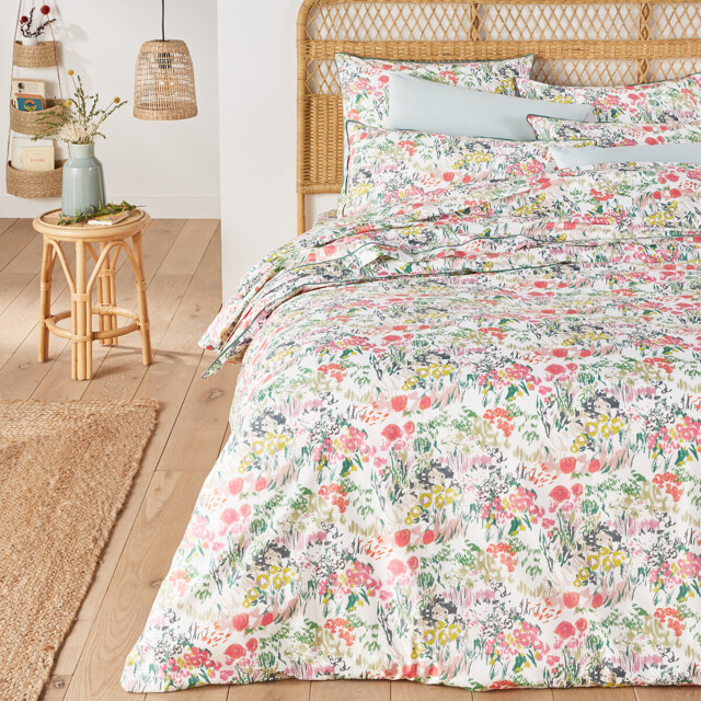 Coloured Field Floral 100% Cotton Percale 200 Thread Count Duvet Cover - image 1