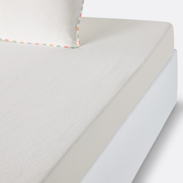 Neruda 30cm High Washed Cotton Fitted Sheet