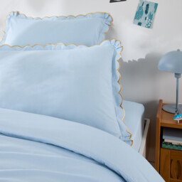 Scenario Plain Washed Cotton Scalloped Child's Pillowcase - thumbnail 3
