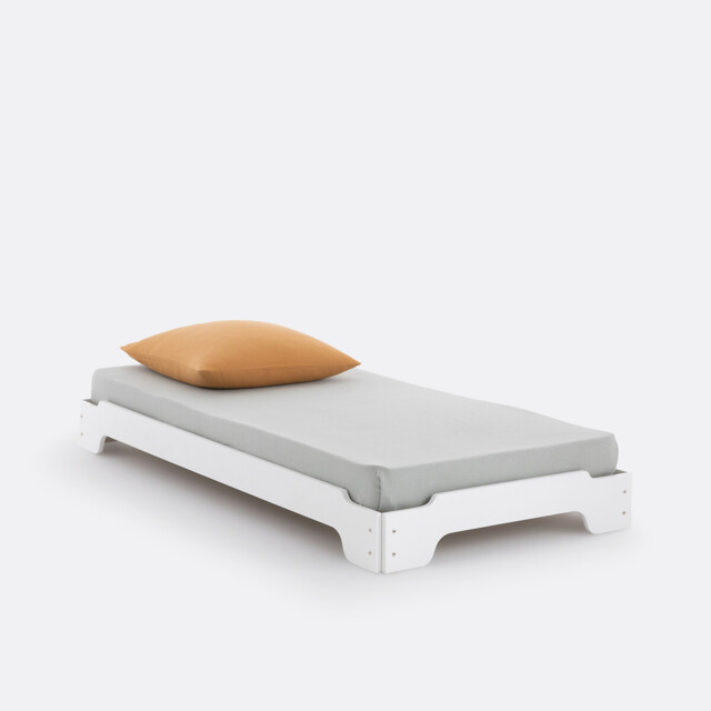 Egzigu Stackable Bed with Bed Base - image 1