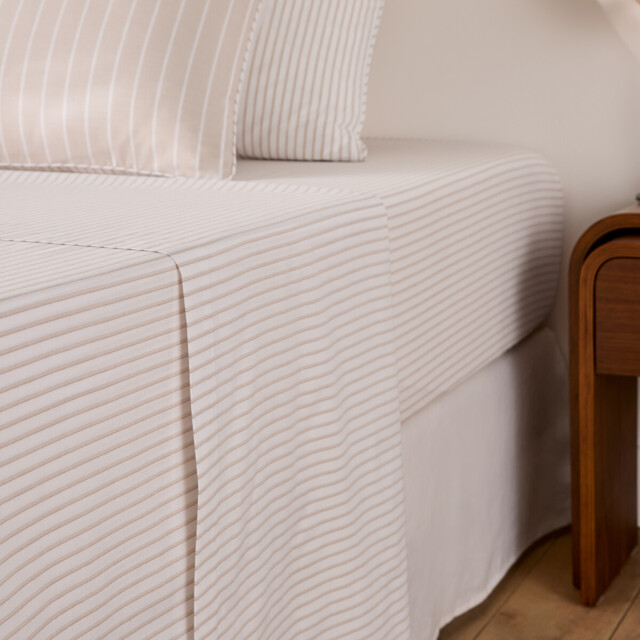 Edward Flat Sheet in Cotton Percale - image 1