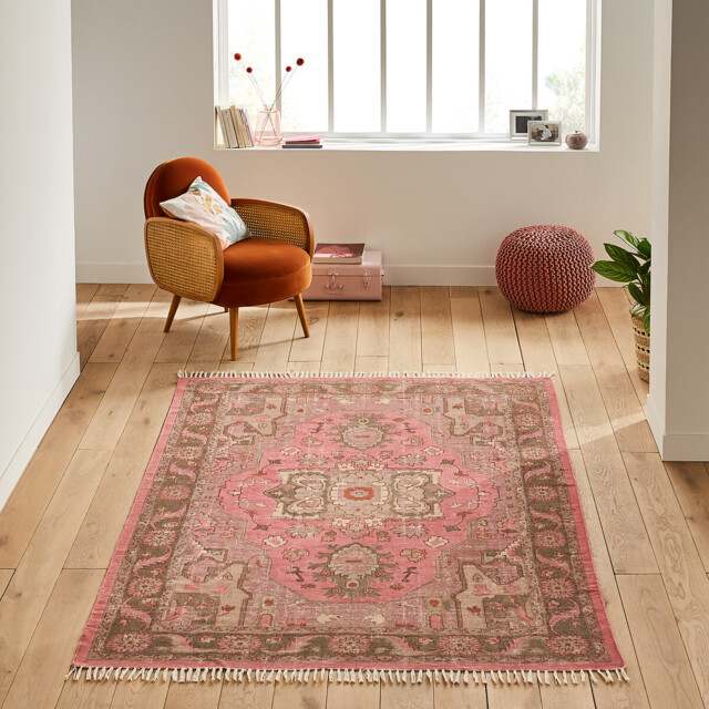 Floris Cotton Vintage Rug with Fringed Finish - image 1