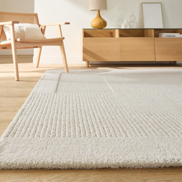 Lodgo Geometric Print Textured Rug - image 1