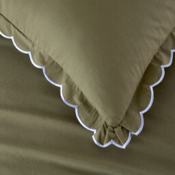Scenario Plain Washed Cotton Scalloped Child's Pillowcase - thumbnail 4