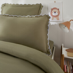 Scenario Plain Washed Cotton Scalloped Child's Pillowcase - thumbnail 3