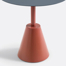 Klapi Metal Garden Table - thumbnail 3