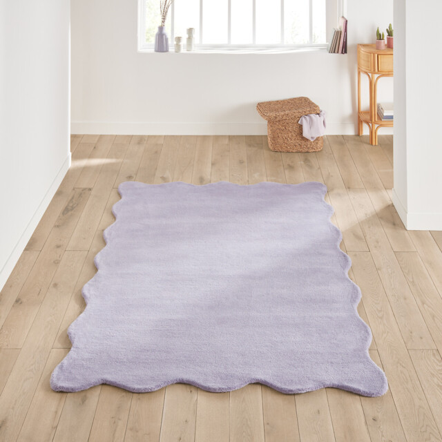 Scalero Scalloped 100% Wool Rug - image 1