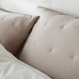 Loja Washed Microfibre Quilted Bed Cover - thumbnail 4