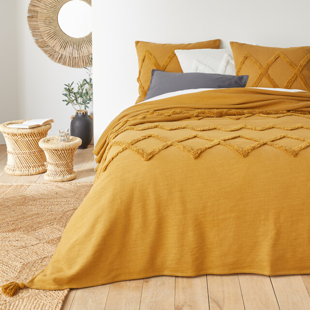 Assa Tufted Cotton Bedspread - image 1