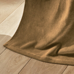 Nyodhi Stonewashed Velvet Curtain - thumbnail 3