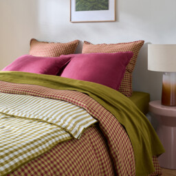Acélie Bordeaux Duvet Cover in Washed Linen - thumbnail 2