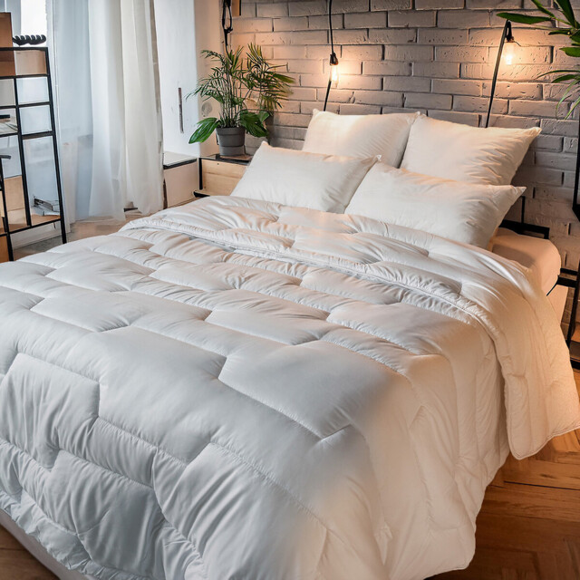 50% Merino Wool 50% Polyester Fibre Duvet - image 1