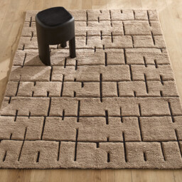 Tézé 93% Wool Hand-Knotted Rug - thumbnail 1