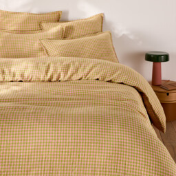 Acélie Bordeaux Duvet Cover in Washed Linen - thumbnail 3