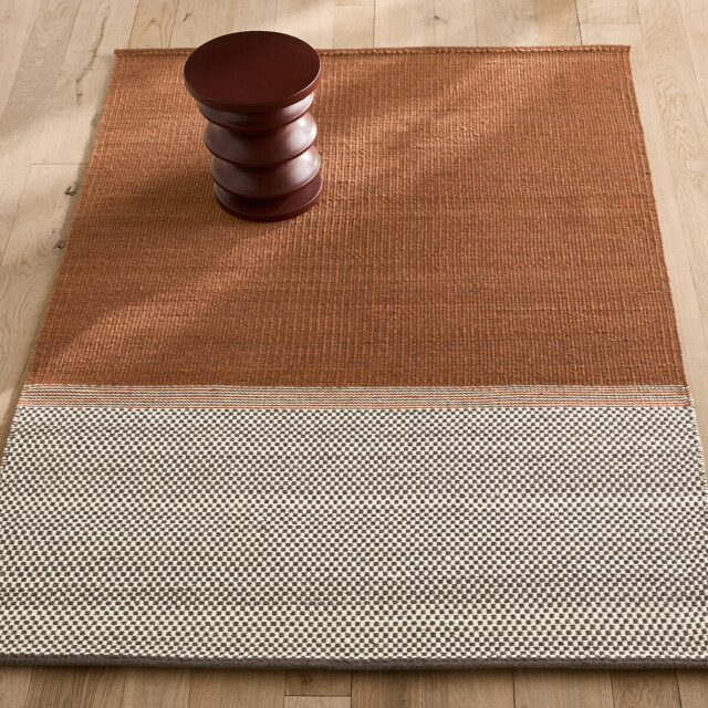 Daméo Hand-Woven Wool Rug - image 1