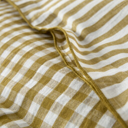 Cottage Quilted Quilt in Woven and Dyed Cotton/Linen - thumbnail 4