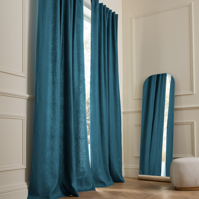 Private Curtain in Lined Washed Linen with Concealed Tabs - image 1