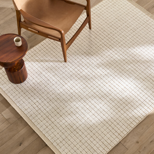 Ubin 58% Wool Hand-Knotted Rug - image 1