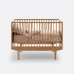 Elyo Pine Adjustable Cot Bed - thumbnail 4