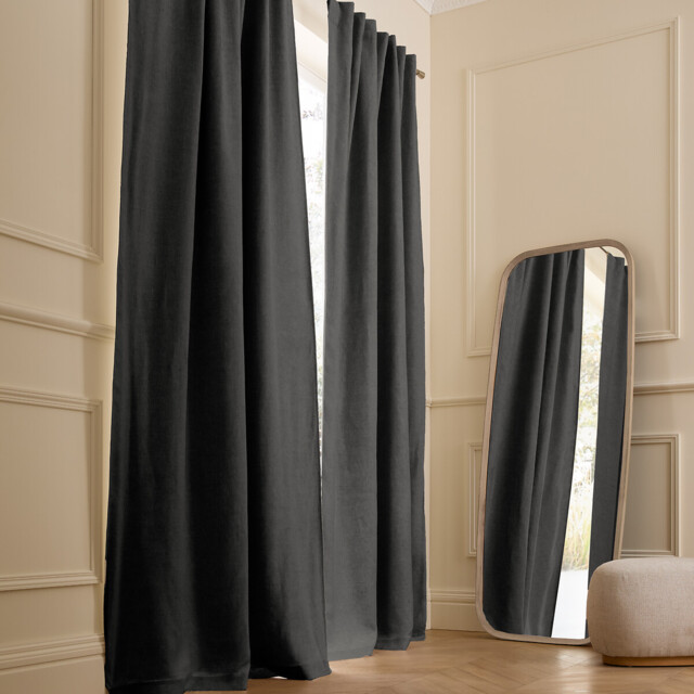 Private Blackout Curtain in Washed Linen with Concealed Tabs - image 1