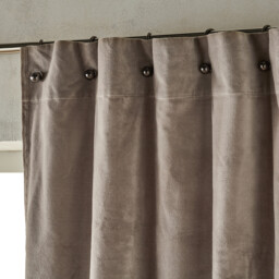 Lavezzi Single Velvet Curtain with Little Eyelets - thumbnail 3