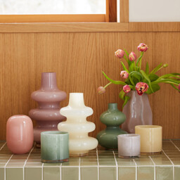 Set of 2 Iva Tealight Holders in Coloured Glass - thumbnail 2